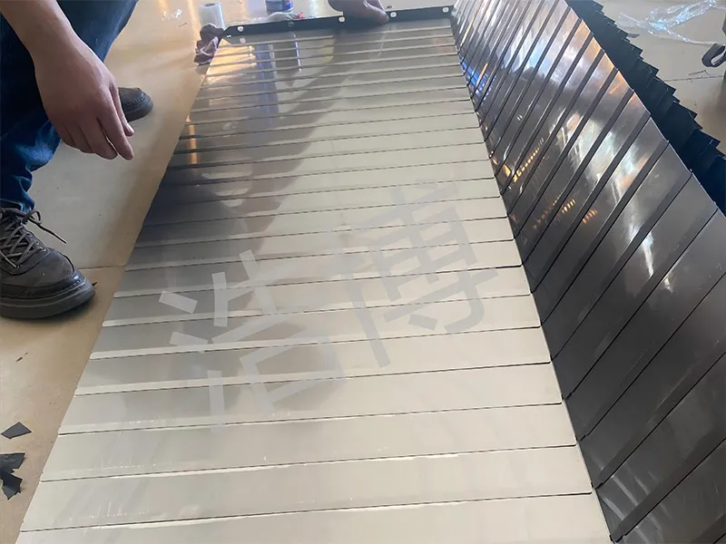 铠甲式防护罩